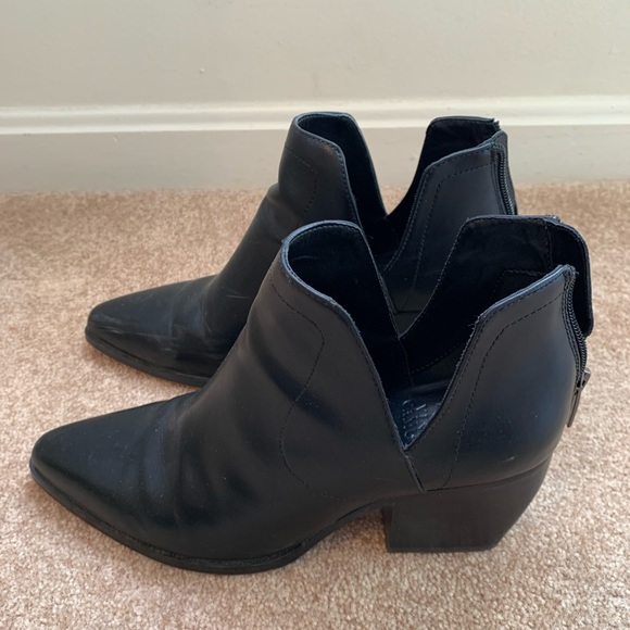 Vince Camuto Black Ankle Boots - Picture 2 of 7